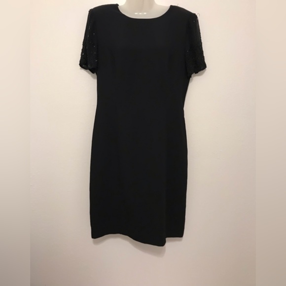 Evening beaded black dress women’s size 10 - Picture 2 of 10
